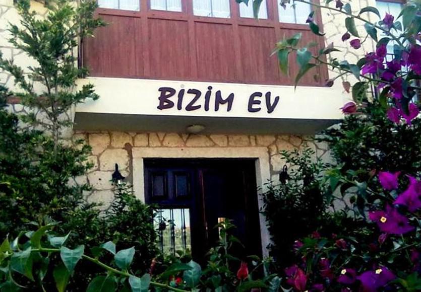 Bizim Ev Hotel (Adults Only) Alaçatı Esterno foto